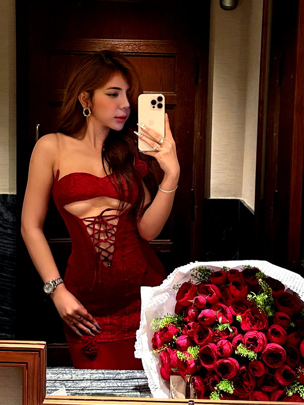 lyhythuedoxinh instagram image archive image