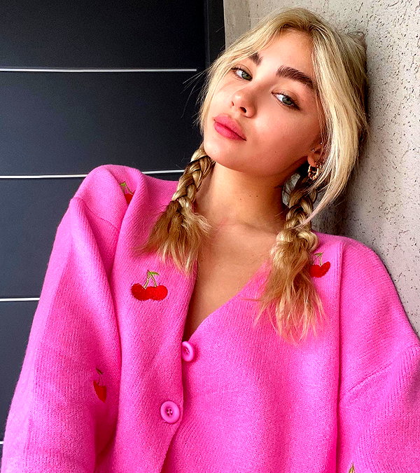 maya.keyy instagram image archive image