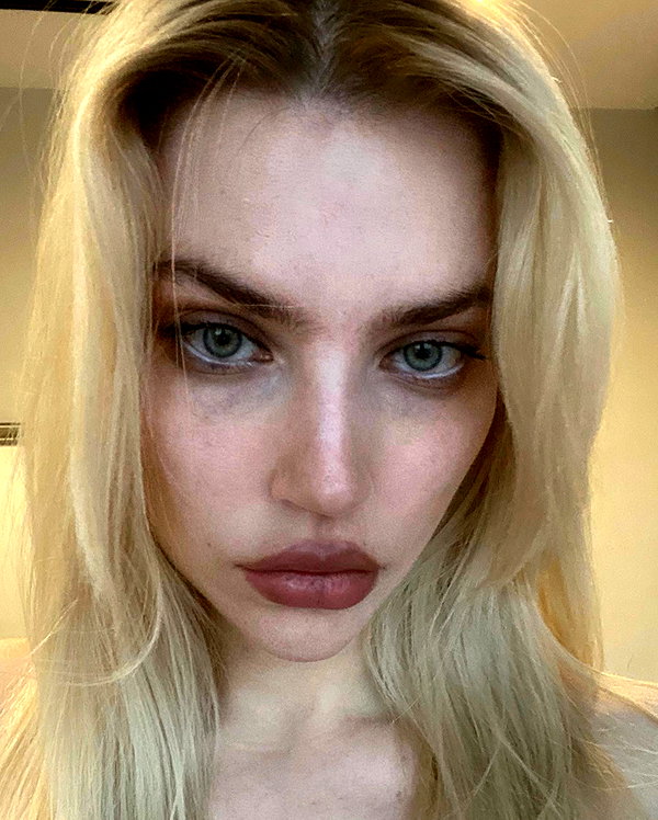 anya4everr instagram image archive image