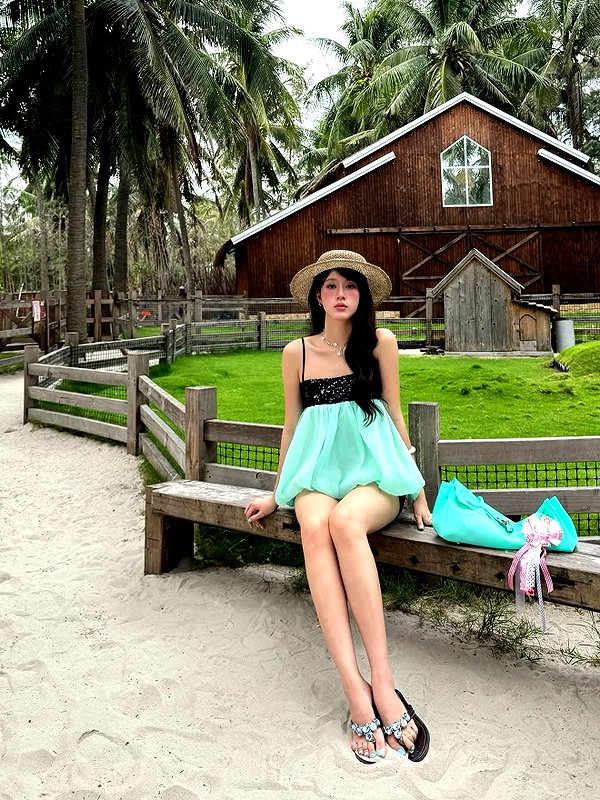 lyhythuedoxinh instagram image archive image