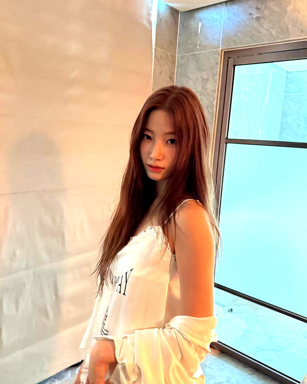 zuhazana instagram image archive image