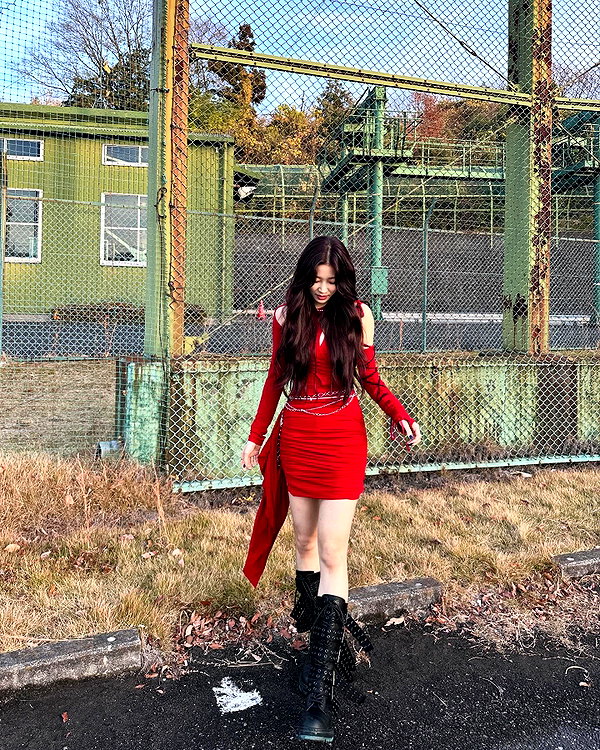 zuhazana instagram image archive image
