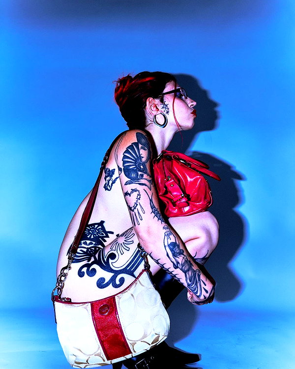 Archived image from @noyrll on Instagram