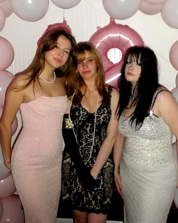 luvstuff3r instagram image archive image