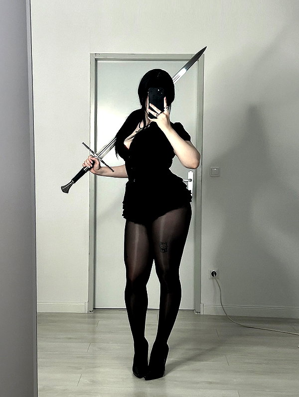 andasrose instagram image archive image