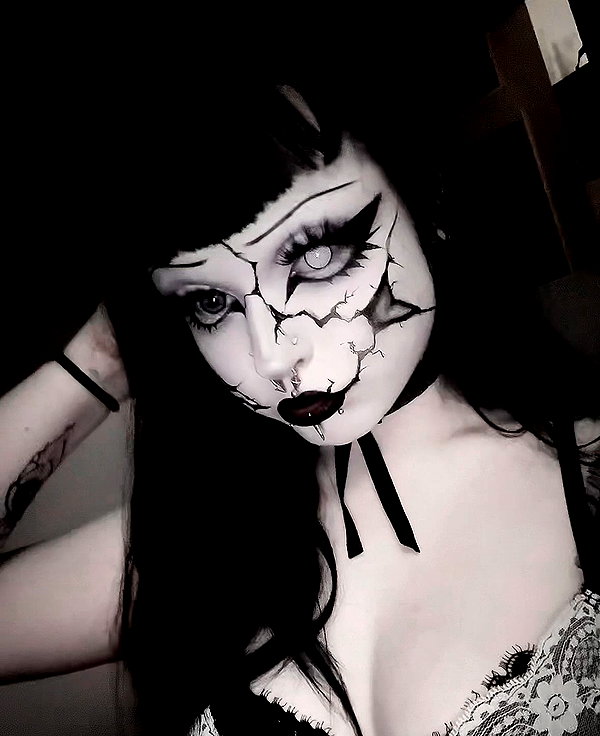kittenfangsxx instagram image archive image