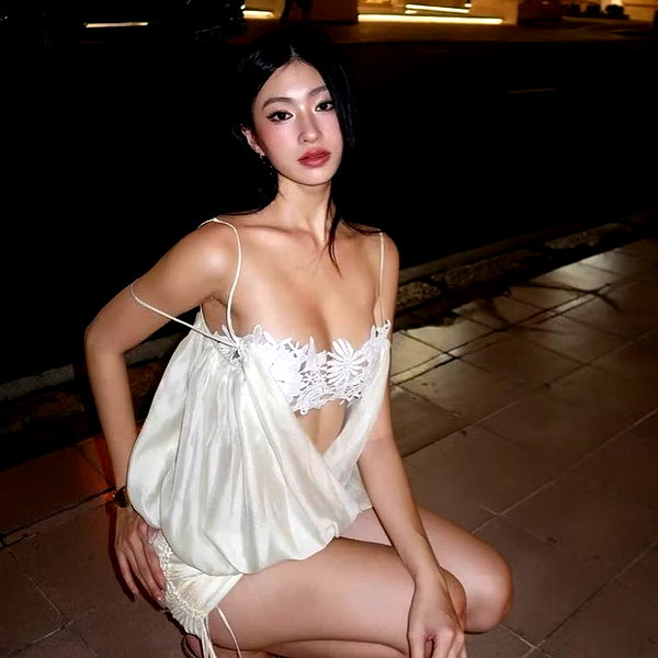 lyhythuedoxinh instagram image archive image