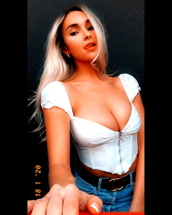 kaylasimmmons instagram image archive image