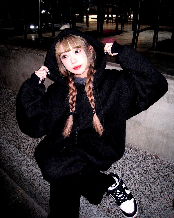 nixqq.425_ instagram image archive image