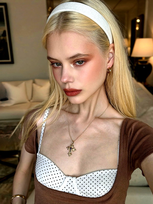 alisen.mari instagram image archive image