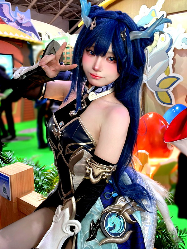 purinn_cos instagram image archive image
