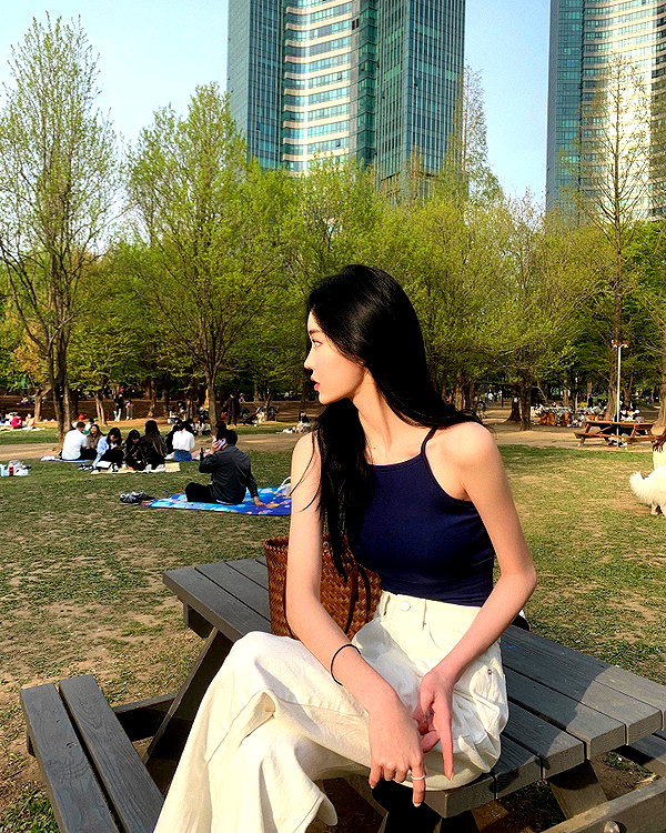 daxbin instagram image archive image