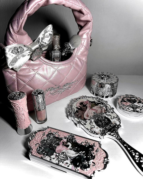 is2tian instagram image archive image