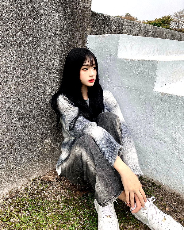 lai_931201 instagram image archive image
