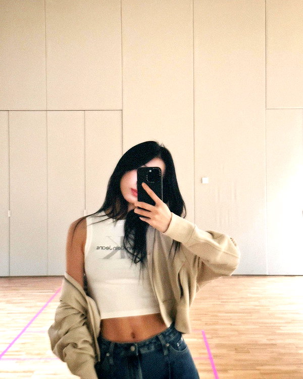 zuhazana instagram image archive image