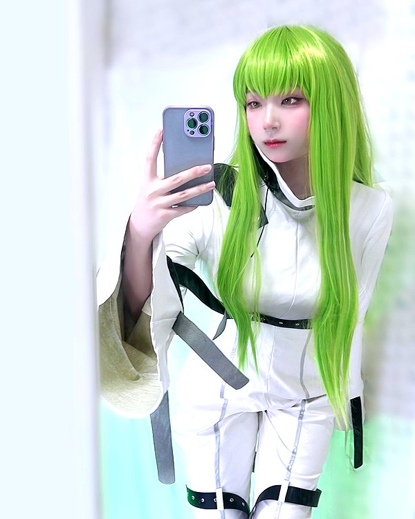 purinn_cos instagram image archive image
