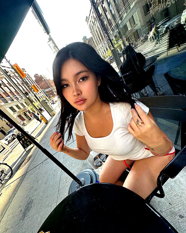 diakimeko instagram image archive image