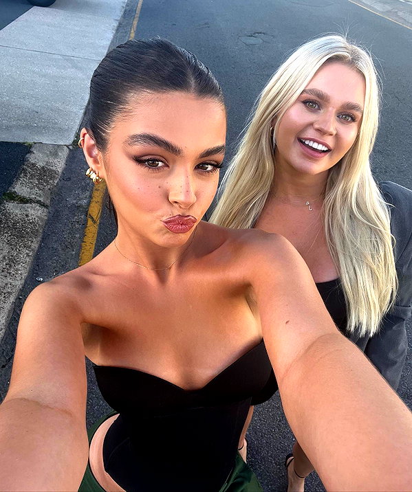 oliviaphillipps instagram image archive image