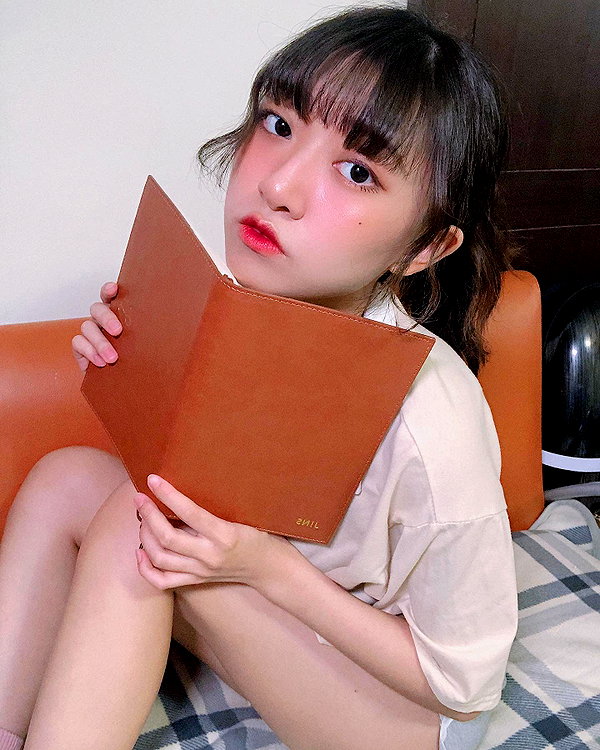 ge.more_x instagram image archive image