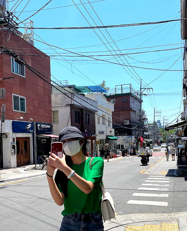 hyeweon__ instagram image archive image