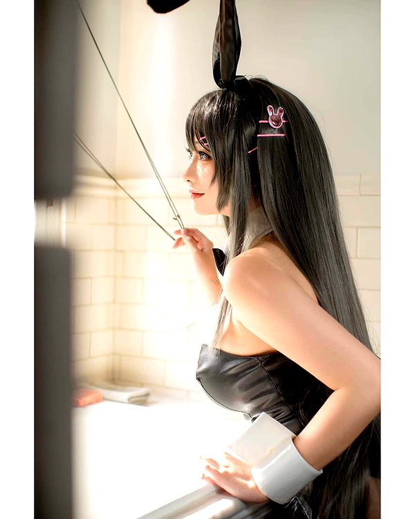 muze instagram image archive image