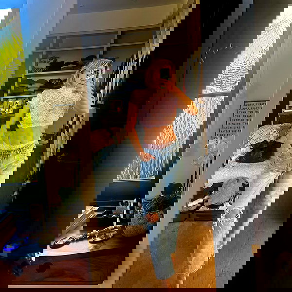 sydney_sweeney sydney_sweeney archive image