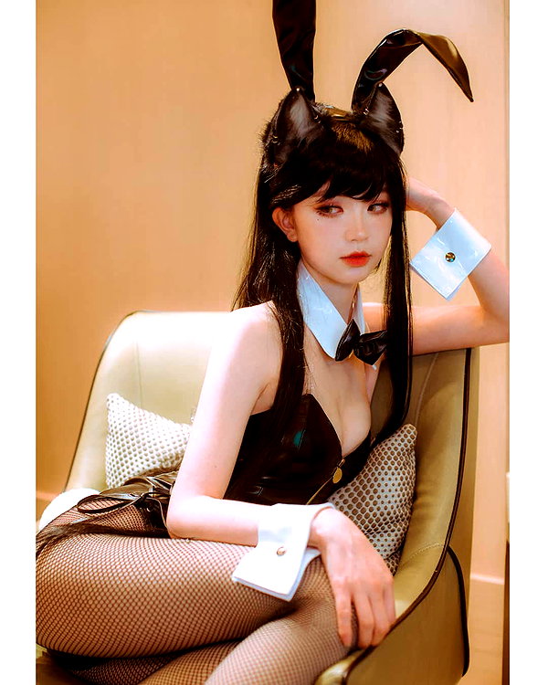 muze instagram image archive image