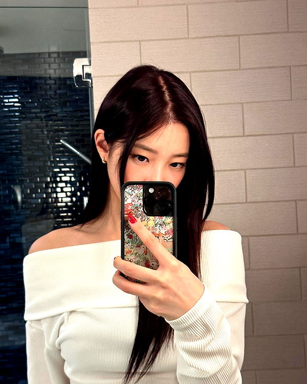 zuhazana instagram image archive image