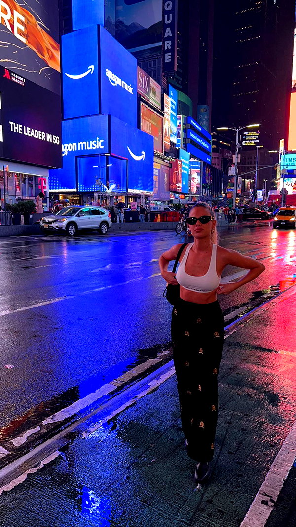 barzomer instagram image archive image
