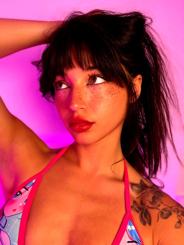 daniellebarnaa instagram image archive image