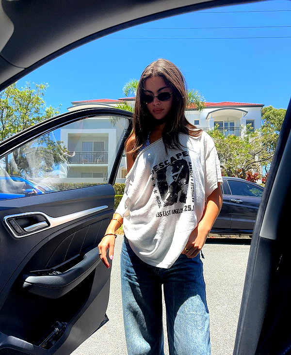 oliviaphillipps instagram image archive image