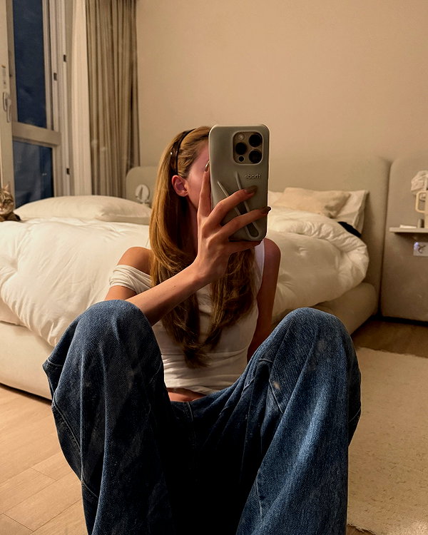 daxbin instagram image archive image