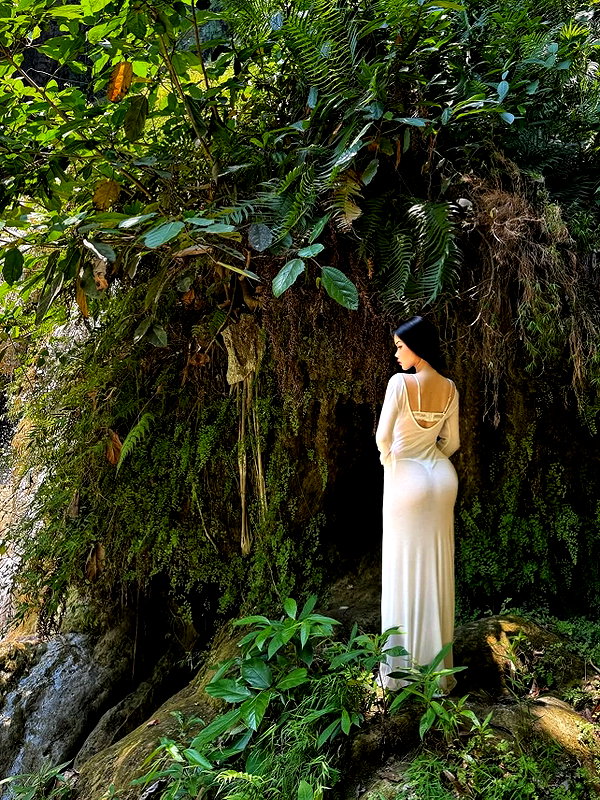 lyhythuedoxinh instagram image archive image