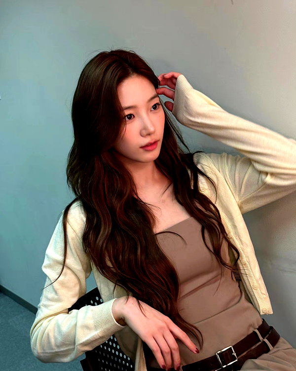 zuhazana instagram image archive image