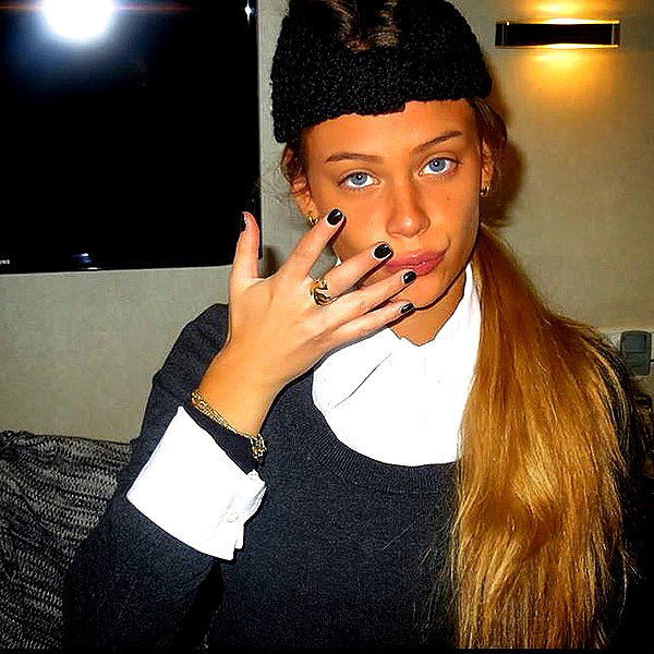 barzomer instagram image archive image
