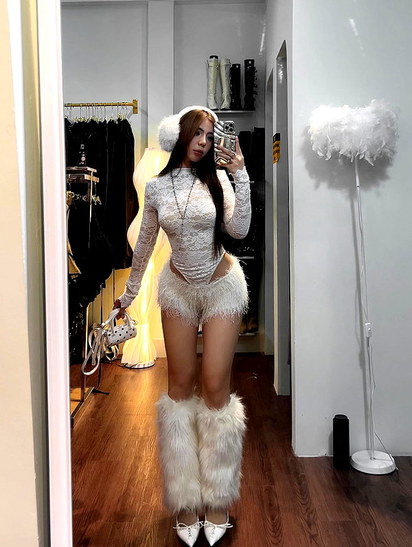 lyhythuedoxinh instagram image archive image