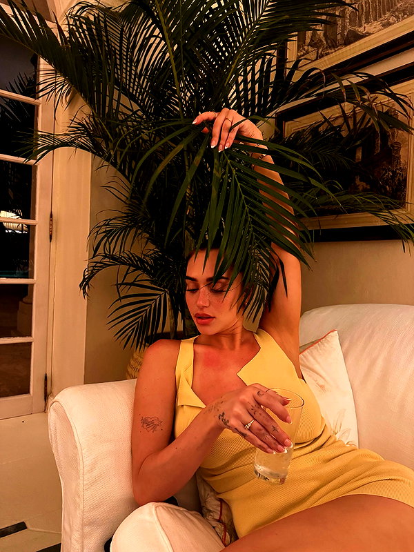 staskaranikolaou instagram image archive image