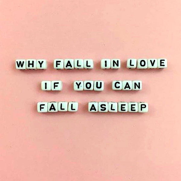 romi_henenson instagram image archive image