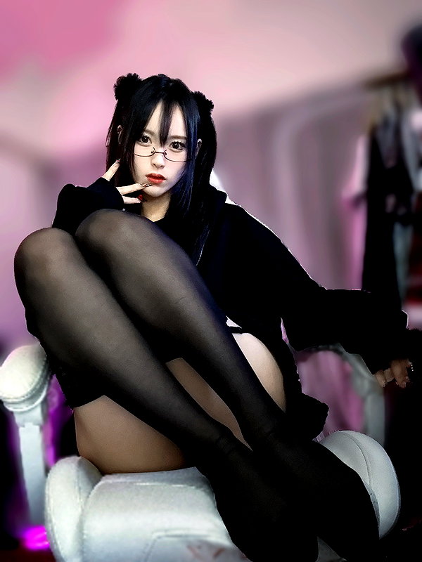 yamikumo_leisa instagram image archive image