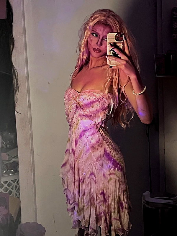 ki.re.ina instagram image archive image