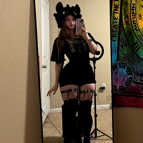 gonkgonk666 instagram image archive image