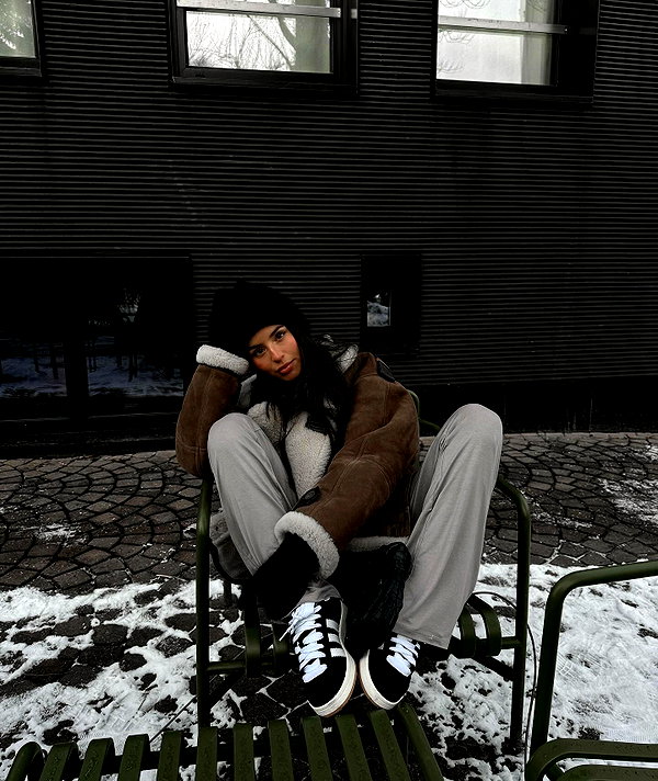 zoeliss instagram image archive image