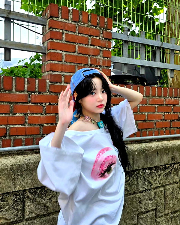 hhh.e_c.v instagram image archive image