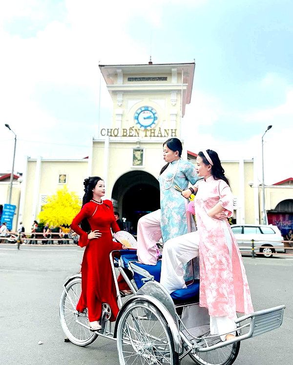 lyhythuedoxinh instagram image archive image