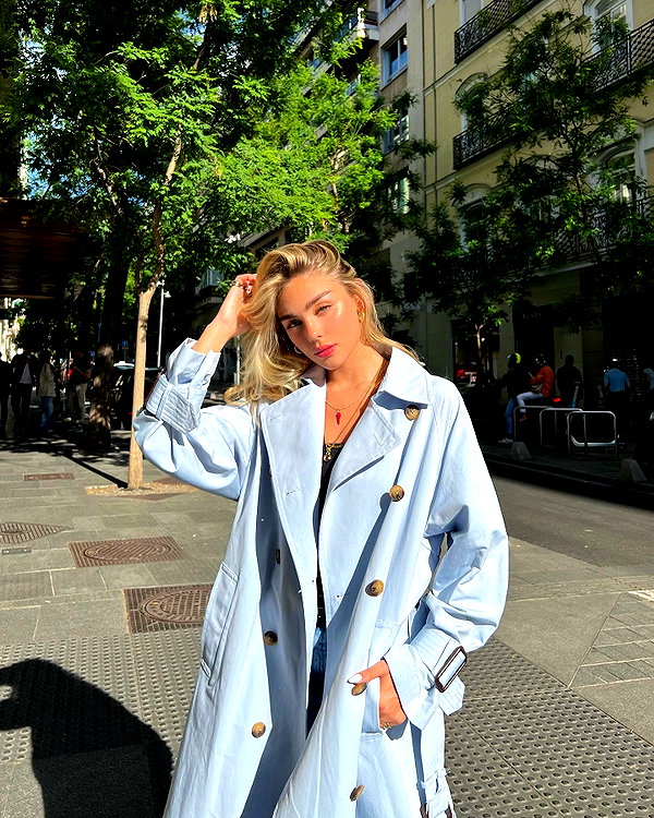 maya.keyy instagram image archive image