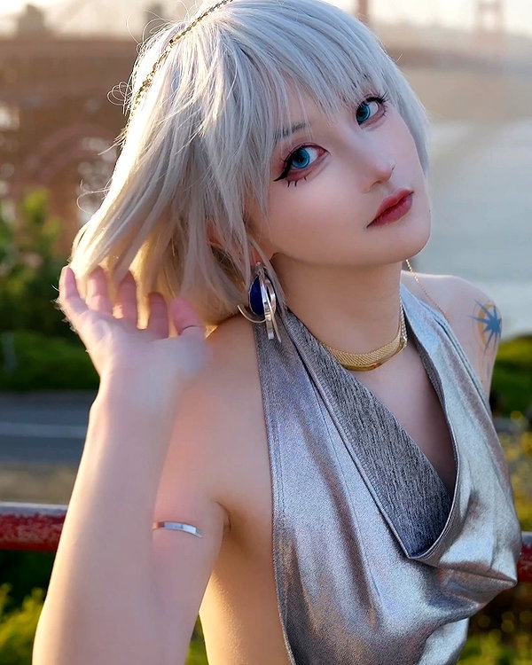 miee_cos instagram image archive image