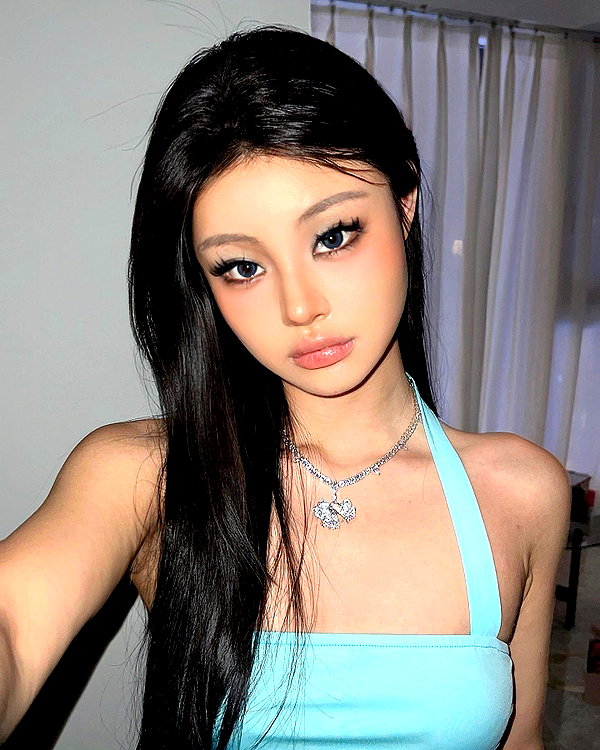 ll.lu1s instagram image archive image