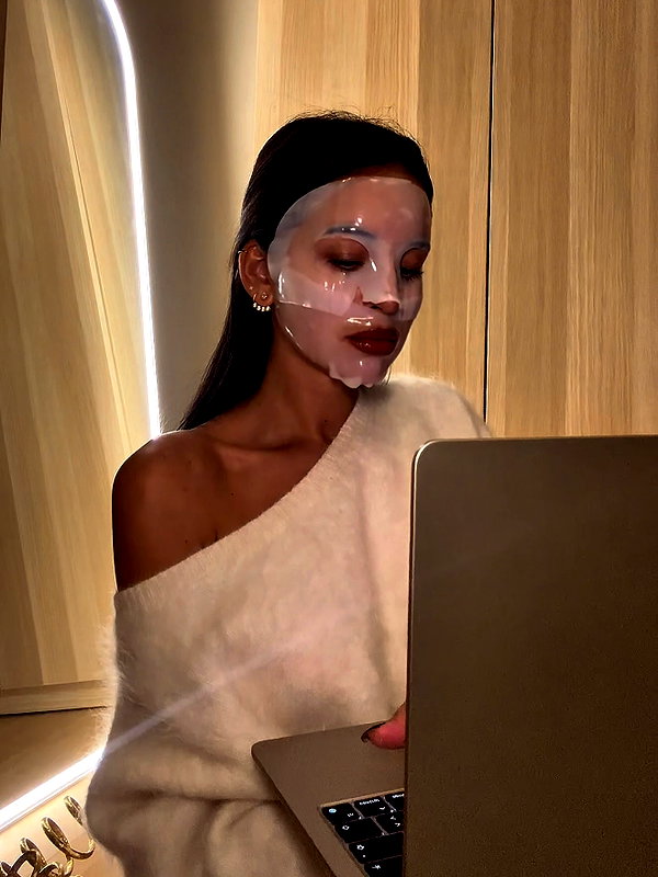 zoeliss instagram image archive image