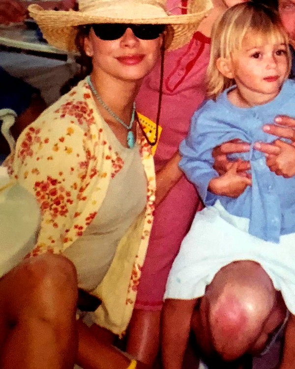 haileybieber instagram image archive image