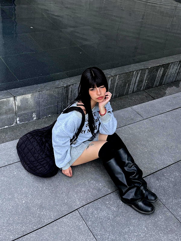 connie.01j instagram image archive image